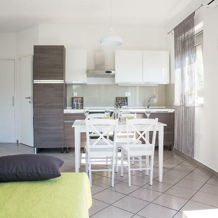 Apartments Aloha Риека Экстерьер фото